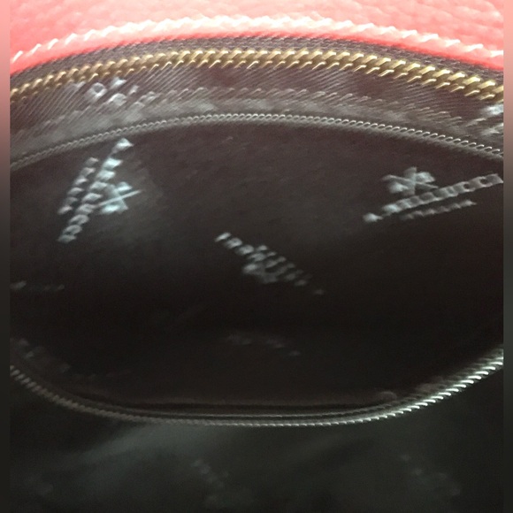 AB ASIA BELLUCCI leather Handbag. Like new, excellent condition. Red tomatoe. - Picture 5 of 13